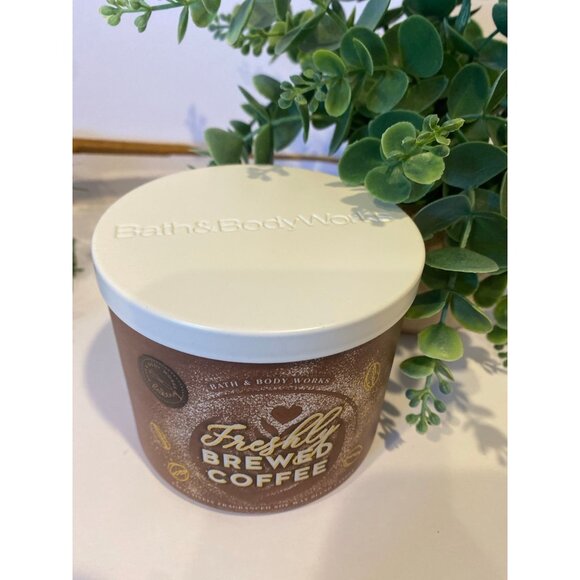 Bath & Body Works “Freshly Brewed Coffee” NEW 3 Wick Candle - Picture 4 of 7